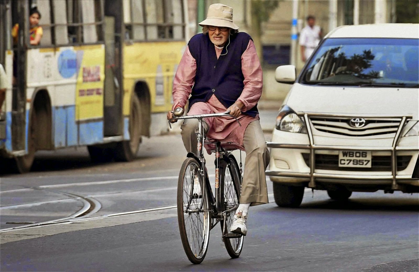 Piku-Amitabh-Bachchan-Paddling a Bicycle.jpg