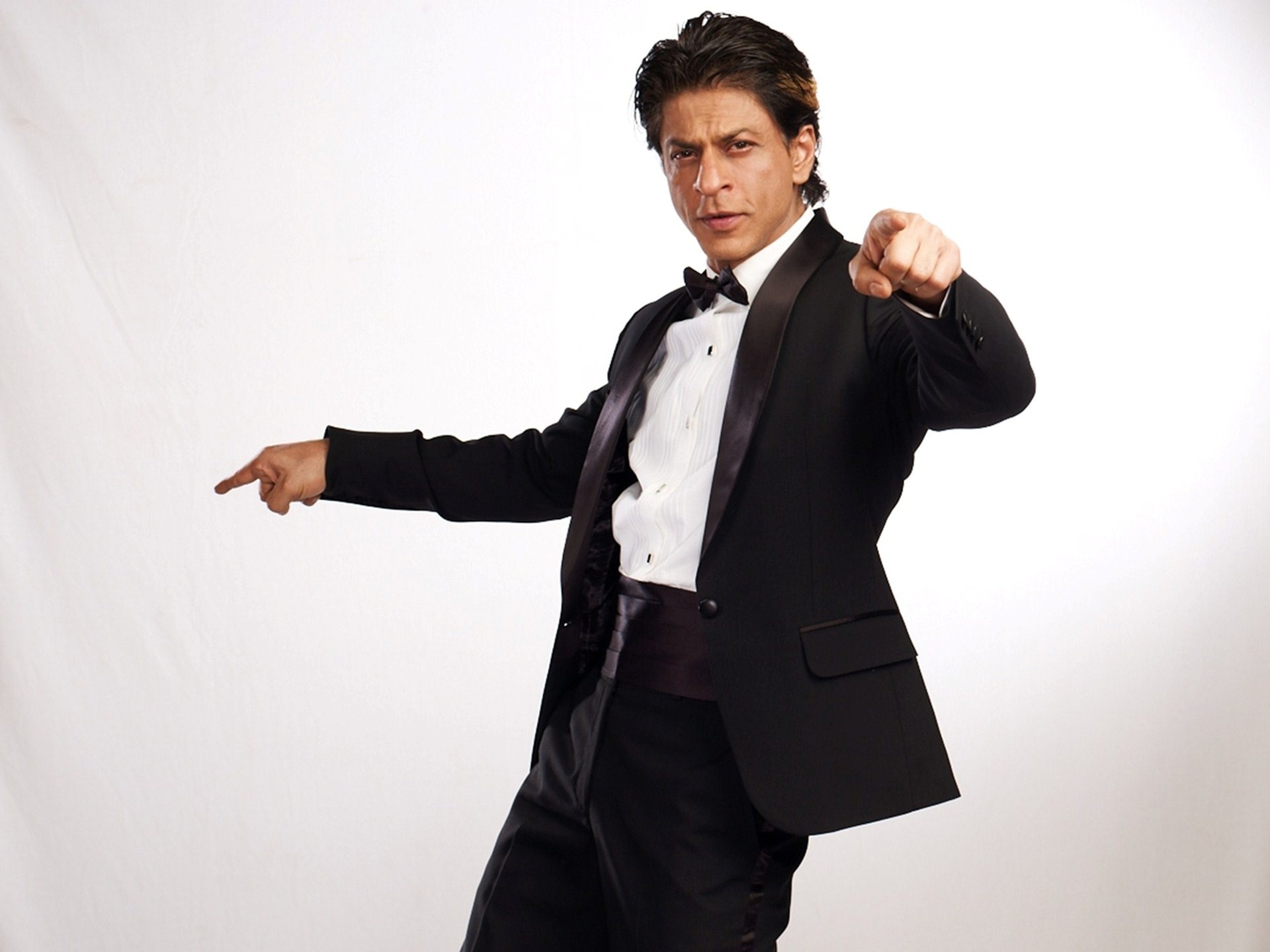 New_Latest_HD_Wallpapers_of_Shahrukh_Khan_Bollywood_Movie_Hero.jpg